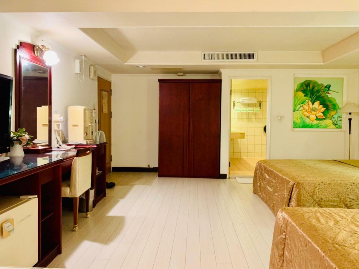 Athens Hotel Đài Trung Ngoại thất bức ảnh